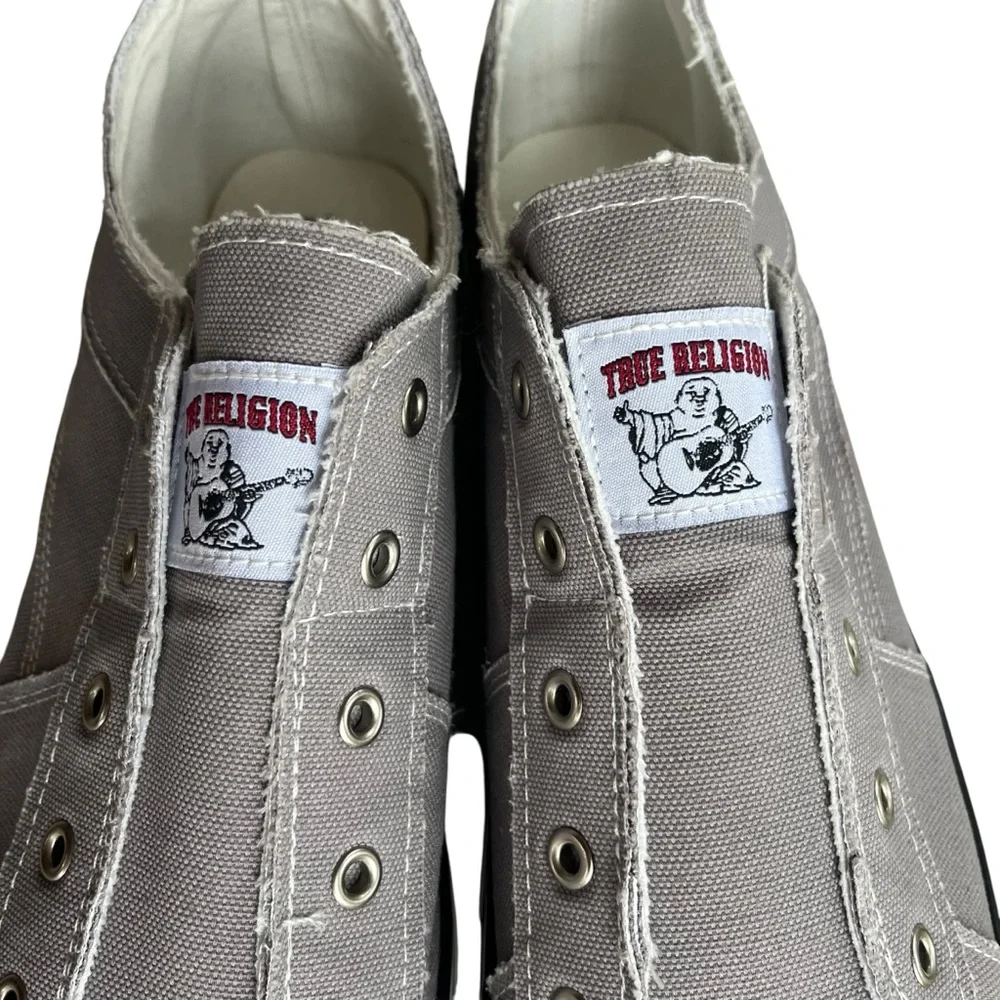 True Religion Men’s Size 13 Gray & White Brodhi Laceless Canvas Slip On Sneakers